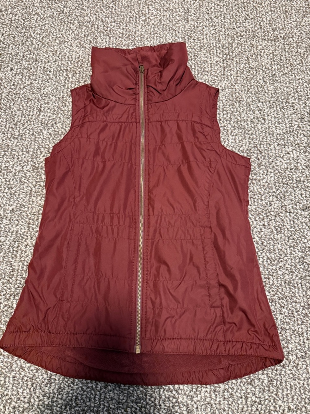 Columbia Women's Quilted Vest - Maroon